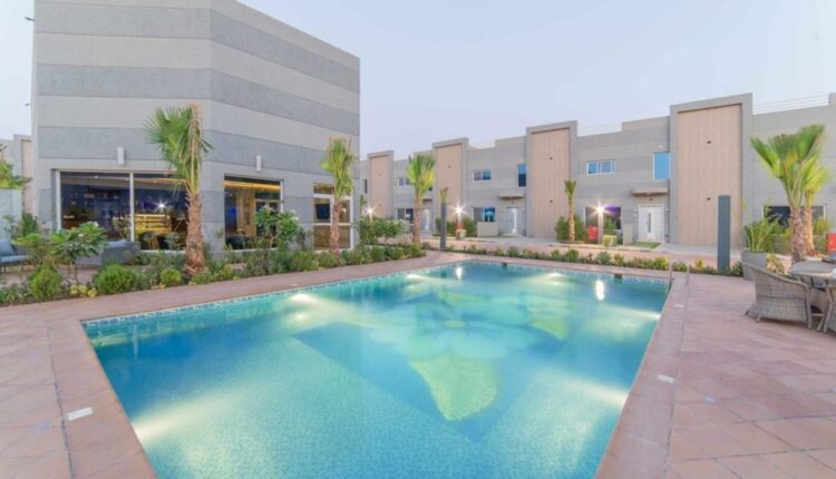 منتجع بالرياض بمسبح خاص