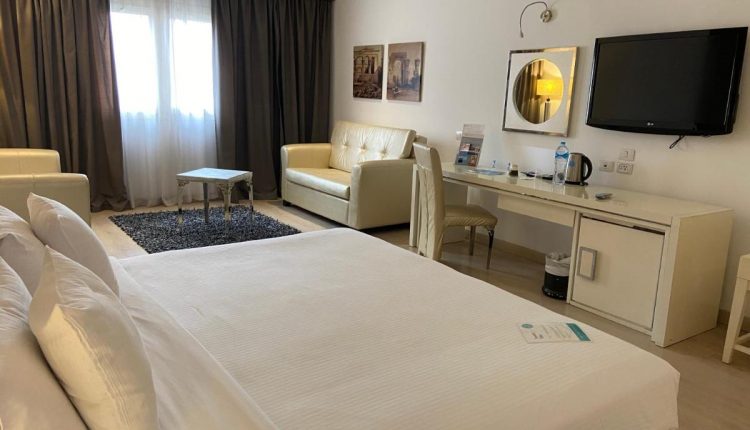 فندق بارسيلو الهرم احد فنادق الهرم