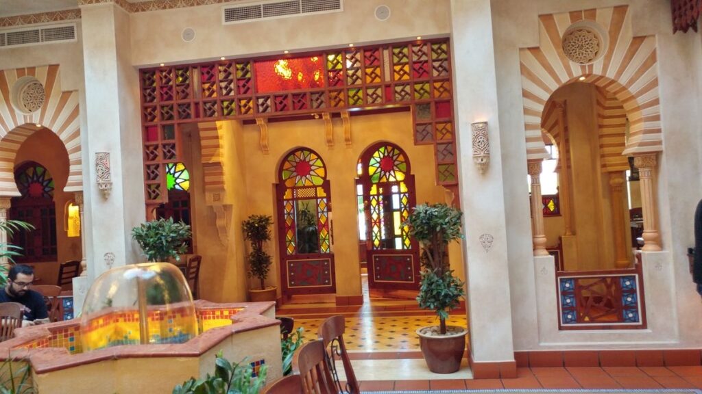من الخيارات البارزة للباحثين عن مطاعم عائلية في البحرين