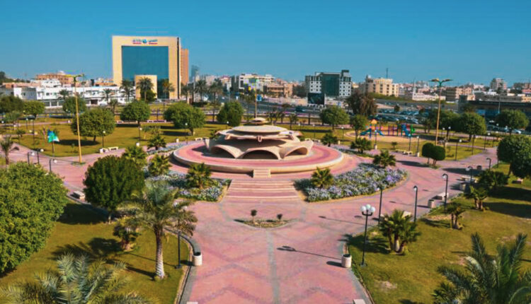 حديقة الورود بالخبر هي اجمل حديقة في الخبر.