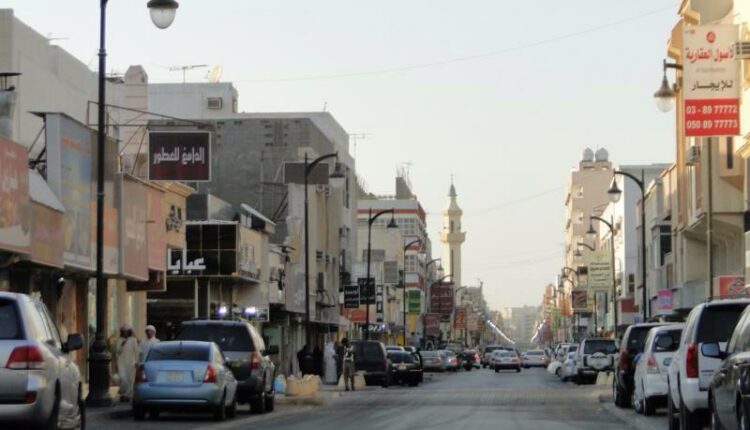شارع السويكت الخبر من اشهر أسواق الخبر
