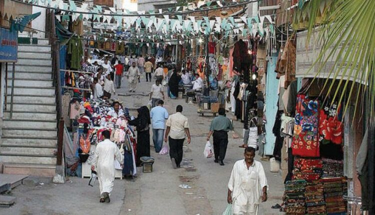 سوق البدو جدةشتهر سوق البدو ببيع الحبوب وبعض العطور والبخور والأقمشة بأنواعها 