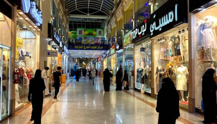  سوق السوريين جدة  من ارخص الاسواق بجده
