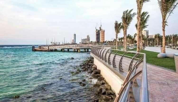 كورنيش جدة من أعرق المنتزهات العائلية بجدة