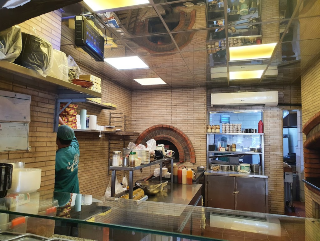 مطعم زمرت الخبر
