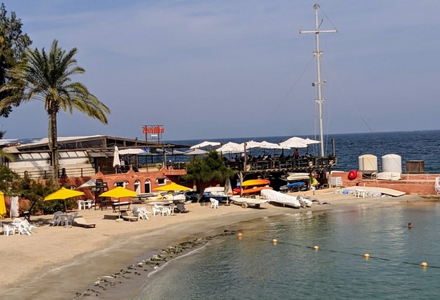 شاطئ المنتزه في الإسكندرية أفضل شاطئ شهر العسل بالإسكندرية