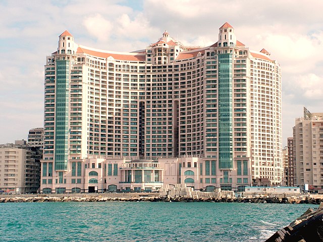 مول سان ستيفانو الإسكندرية من مولات الإسكندرية