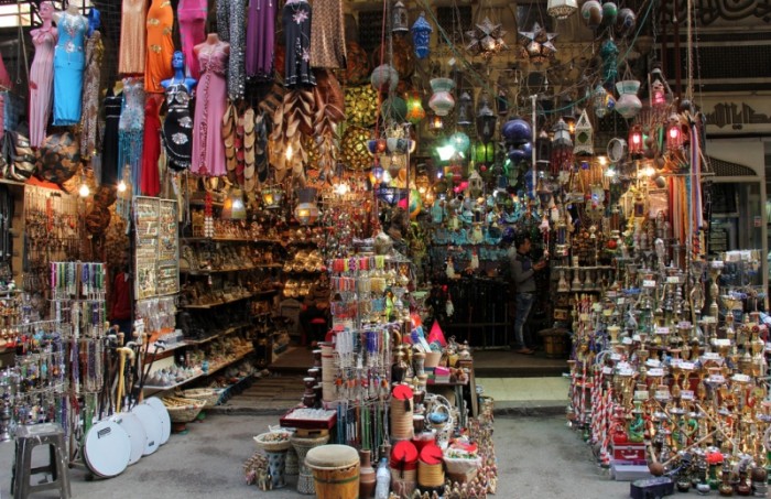 سوق زنقة الستات الإسكندرية