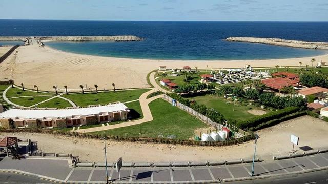 شاطئ فور سيزون الإسكندرية