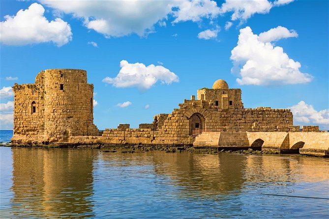 قلعة بيروت البحرية من أجمل الأماكن السياحية في بيروت للعوائل
