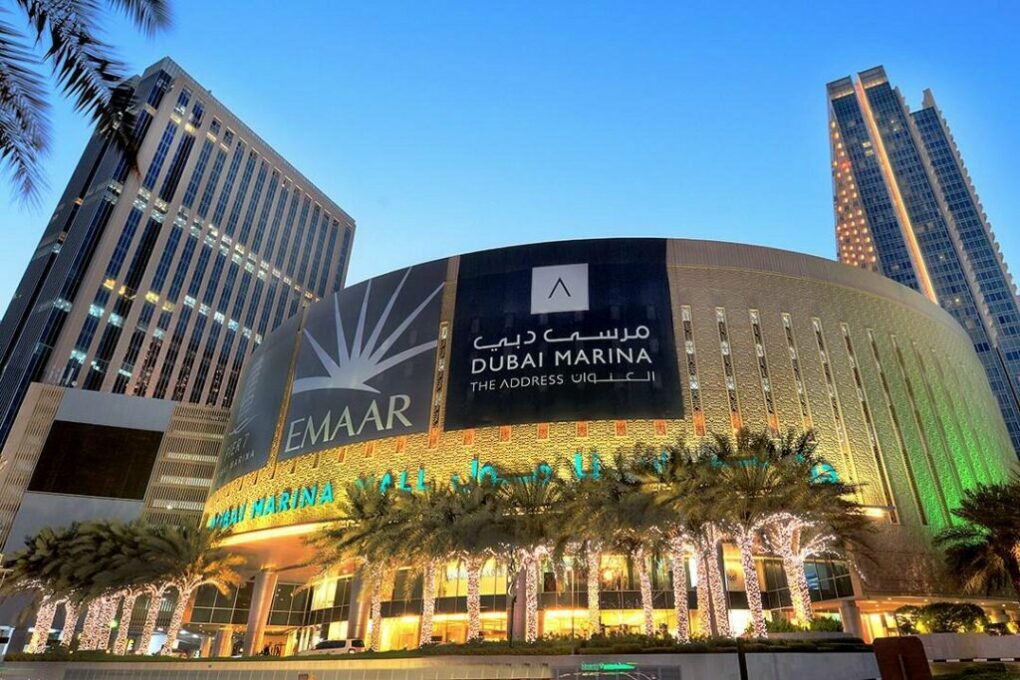 دبي مارينا مول من مجمعات دبي المختلفة