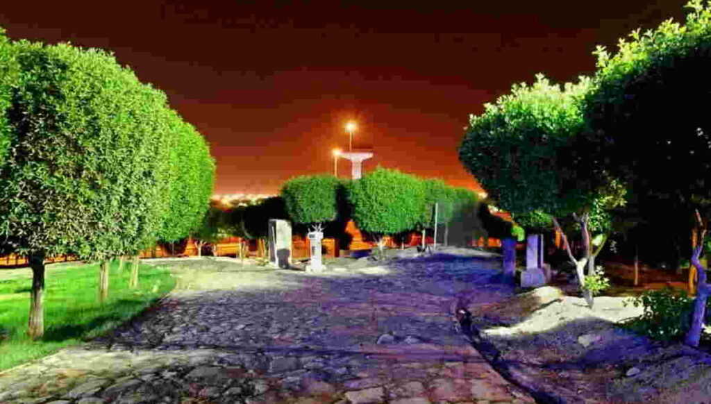 يعد منتزه الجبل الأخضر بالمدينة المنورة من ضمن اجمل وأكثر منتزهات المدينة المنورة شهرة وشعبية