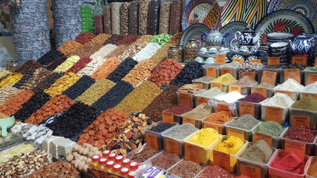 أسواق موسكو الشعبية