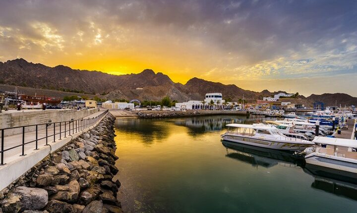 مارينا بندر الروضة سلطنة عمان من أفضل أماكن ترفيهية في سلطنة عمان