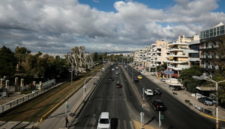 شارع بوسيدونوس من أجمل شارع في أثينا
