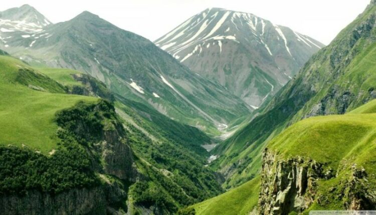 الجبل الاخضر اجمل مناطق سلطنة عمان
