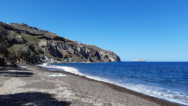 الشواطئ السياحية في سانتوريني