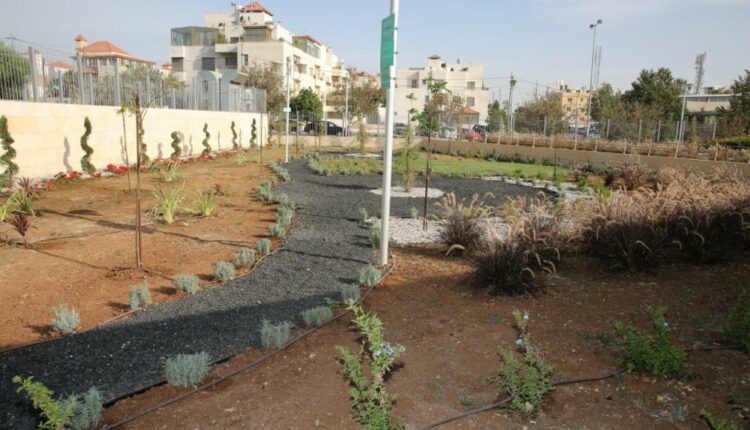 حديقة بنك الإسكان الأردن