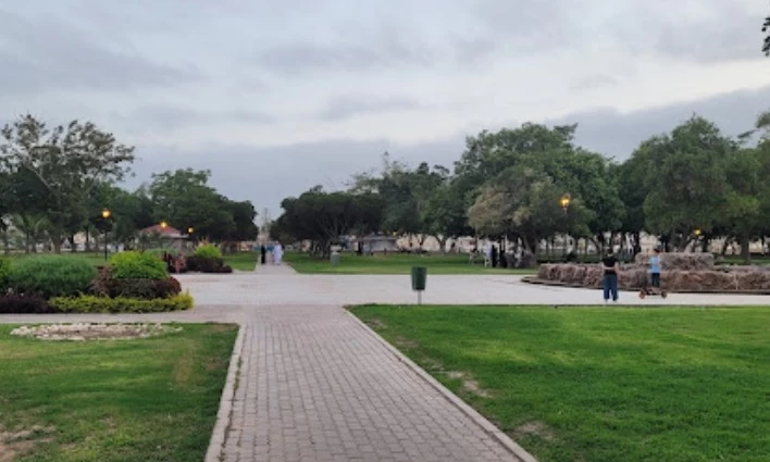 حديقة السعادة العامة صلالةمن احلى الأماكن في صلالة