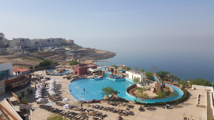 منتزه شاطئ الوادي الأردن من ملاهي مائية الأردن المتميزة
