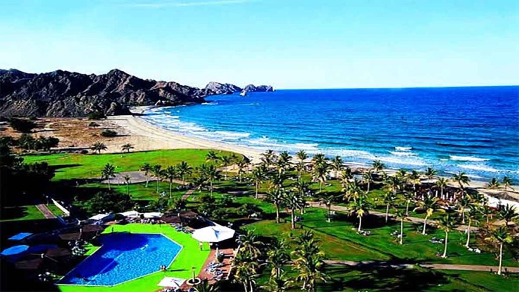 شواطئ عمّان