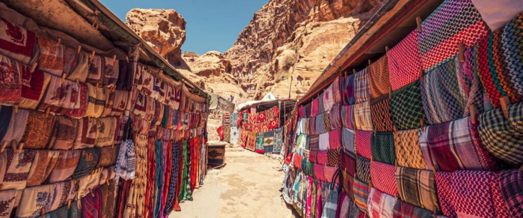 التسوق في البتراء