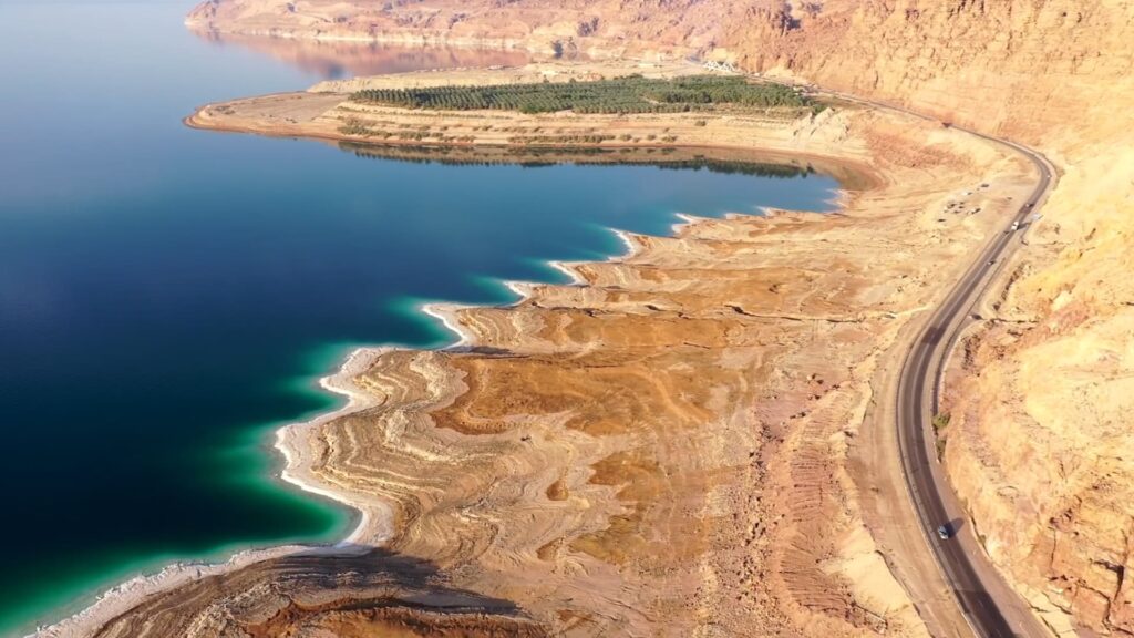 السياحة في البحر الميت