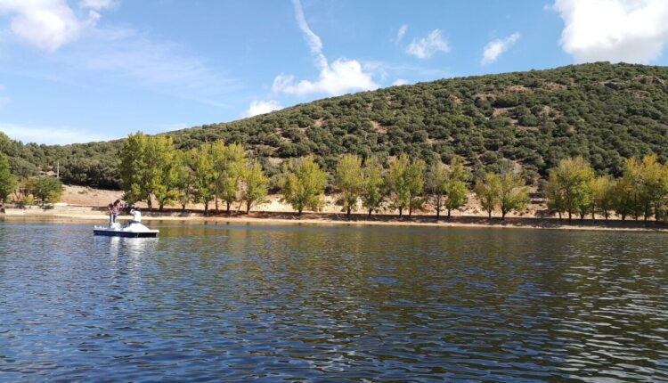 بحيرة الضاية من أروع البحيرات في المغرب
