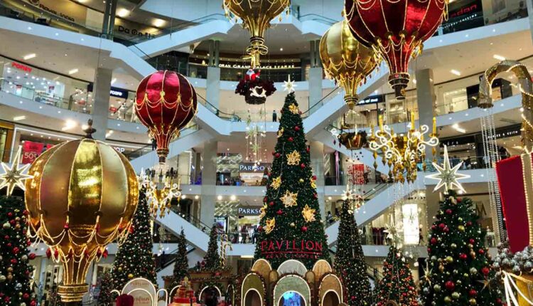 مول البافليون سنغافورة من مولات سنغافورة اللطيفة