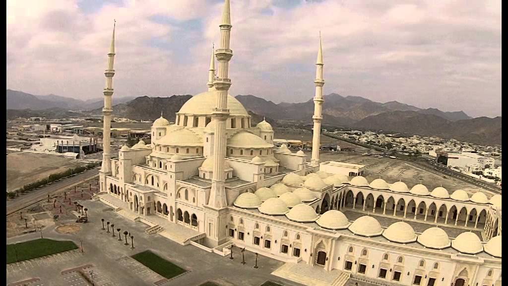مسجد الشيخ زايد الفجيرة