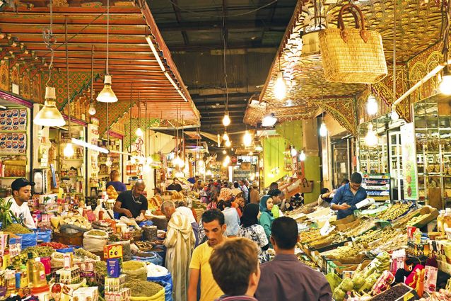 سوق الفجيرة الشعبي من ارخص أسواق الفجيرة